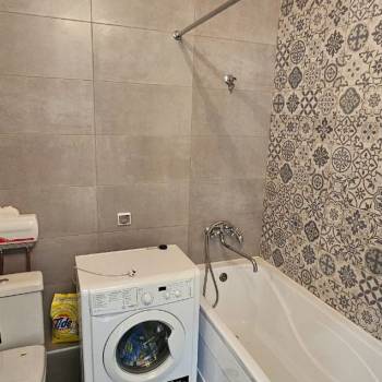 Продается 1-комнатная квартира, 33 м²