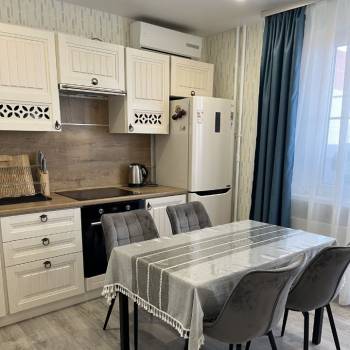 Сдается 1-комнатная квартира, 39 м²