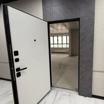 Продается 1-комнатная квартира, 60 м²