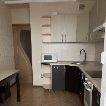 Продается 1-комнатная квартира, 40,2 м²