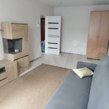 Сдается 1-комнатная квартира, 46 м²