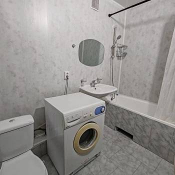 Сдается 1-комнатная квартира, 45 м²