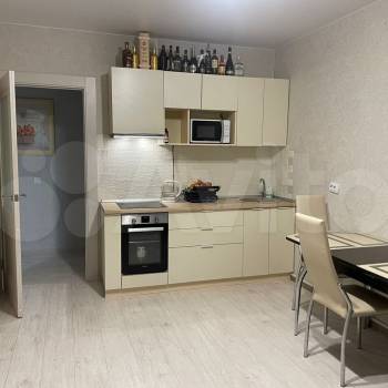Сдается Многокомнатная квартира, 70 м²