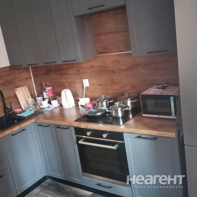 Сдаю 1-комн. квартиру, ЖК Губернский (ул. Николая Шевелева)