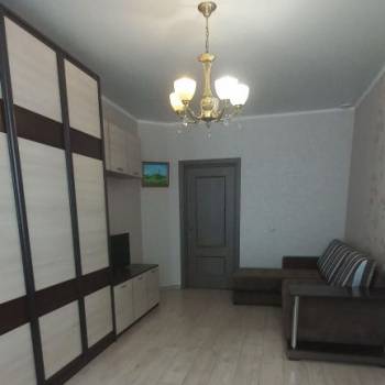 Продается 1-комнатная квартира, 45 м²
