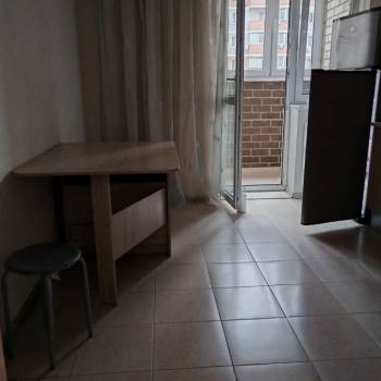 Продается 1-комнатная квартира, 40 м²