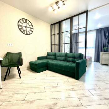 Сдается 1-комнатная квартира, 42 м²