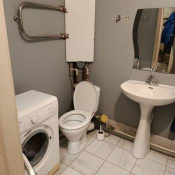 Сдается 1-комнатная квартира, 42 м²