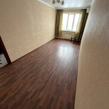 Продается 1-комнатная квартира, 40 м²