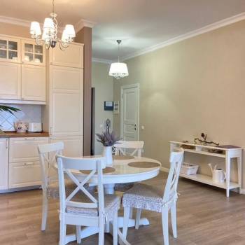 Продается 2-х комнатная квартира, 84 м²