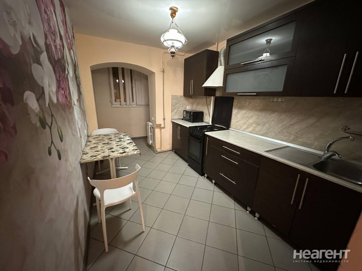 Сдается 1-комнатная квартира, ул. Бургасская