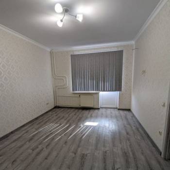 Продается 1-комнатная квартира, 46 м²