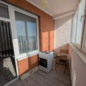 Продается 1-комнатная квартира, 46 м²