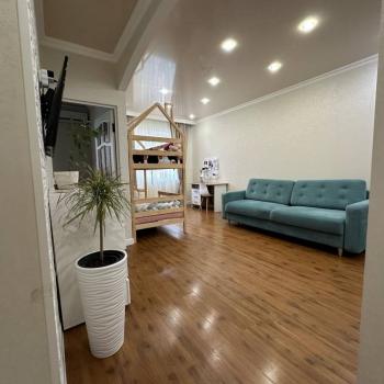 Продается 1-комнатная квартира, 40 м²