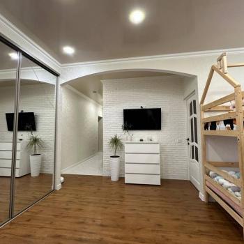 Продается 1-комнатная квартира, 40 м²