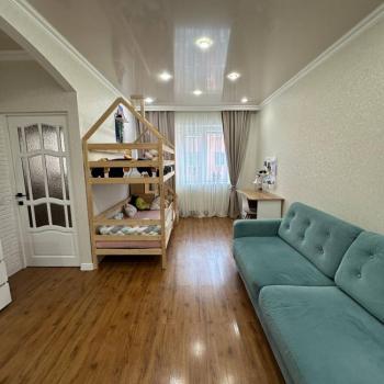 Продается 1-комнатная квартира, 40 м²