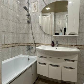 Продается 1-комнатная квартира, 40 м²