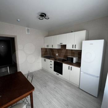 Сдается 1-комнатная квартира, 37 м²