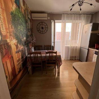 Продается 1-комнатная квартира, 41,7 м²