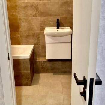 Продается 1-комнатная квартира, 36 м²