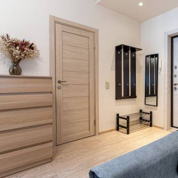 Продается 1-комнатная квартира, 42 м²