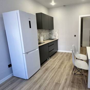Продается 1-комнатная квартира, 35 м²