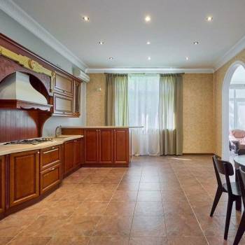 Сдается Дом, 180 м²