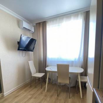 Продается 1-комнатная квартира, 35 м²