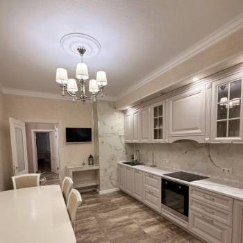 Сдается 2-х комнатная квартира, 75 м²