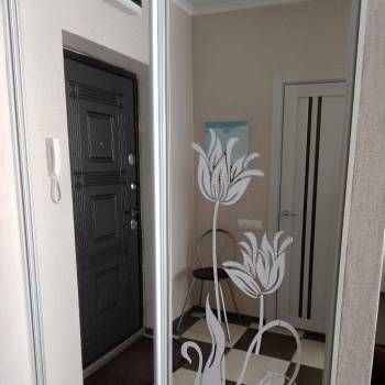 Продается 1-комнатная квартира, 30 м²