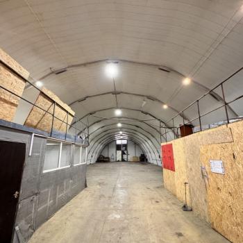 Продается Нежилое помещение, 422 м²