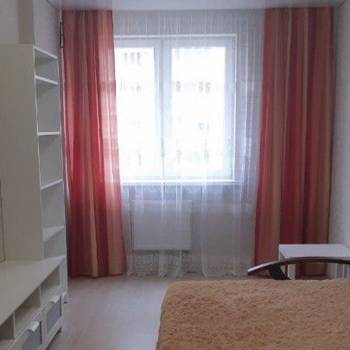 Сдается 1-комнатная квартира, 43 м²