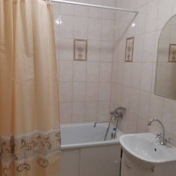 Сдается 1-комнатная квартира, 43 м²