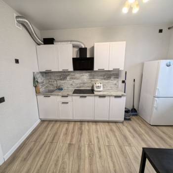 Сдается Многокомнатная квартира, 60 м²