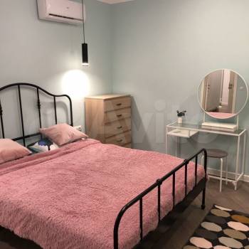 Сдается Многокомнатная квартира, 90 м²