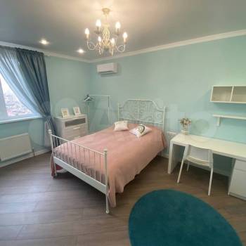 Сдается Многокомнатная квартира, 90 м²