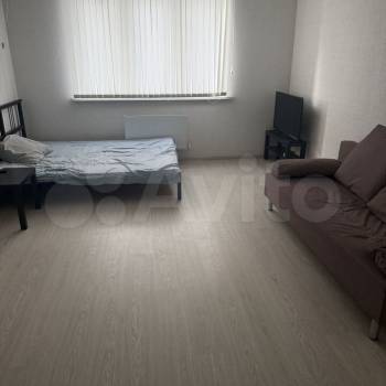 Сдается 1-комнатная квартира, 50 м²