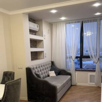 Сдается 1-комнатная квартира, 50 м²