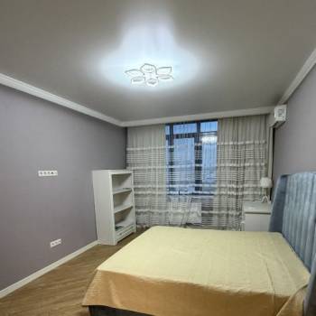 Сдается 1-комнатная квартира, 50 м²