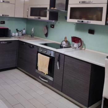 Продается 1-комнатная квартира, 42 м²