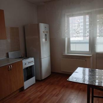Сдается 1-комнатная квартира, 40 м²