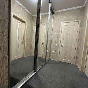 Продается 1-комнатная квартира, 43 м²