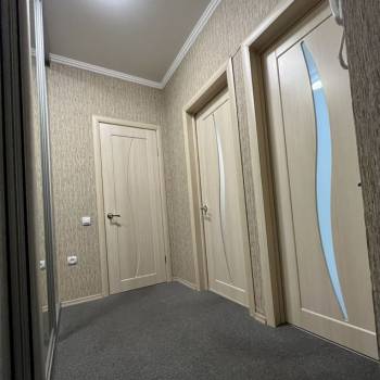 Продается 1-комнатная квартира, 43 м²