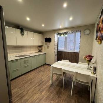 Продается 2-х комнатная квартира, 56 м²