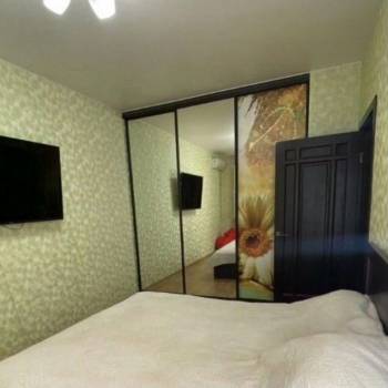 Продается 1-комнатная квартира, 36 м²