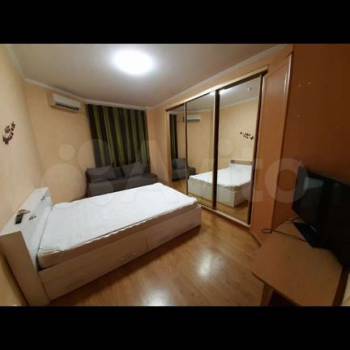 Сдается 1-комнатная квартира, 41 м²