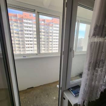 Продается 1-комнатная квартира, 37 м²