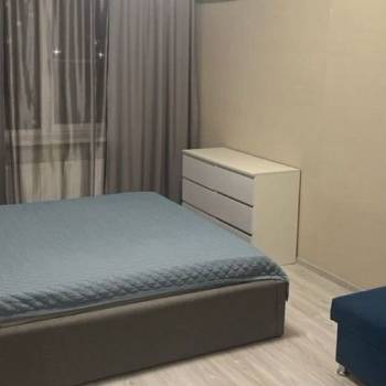 Сдается 1-комнатная квартира, 37 м²