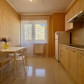 Сдается 1-комнатная квартира, 37 м²