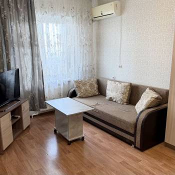 Сдается 1-комнатная квартира, 36 м²